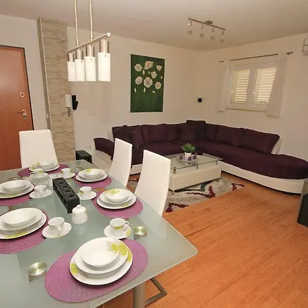 Ivana Apartment Makarska